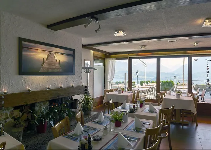 Restaurant Panorama Hotel 3*