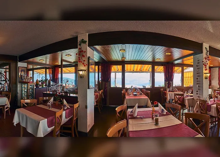 Restaurant Panorama Hotel 3*